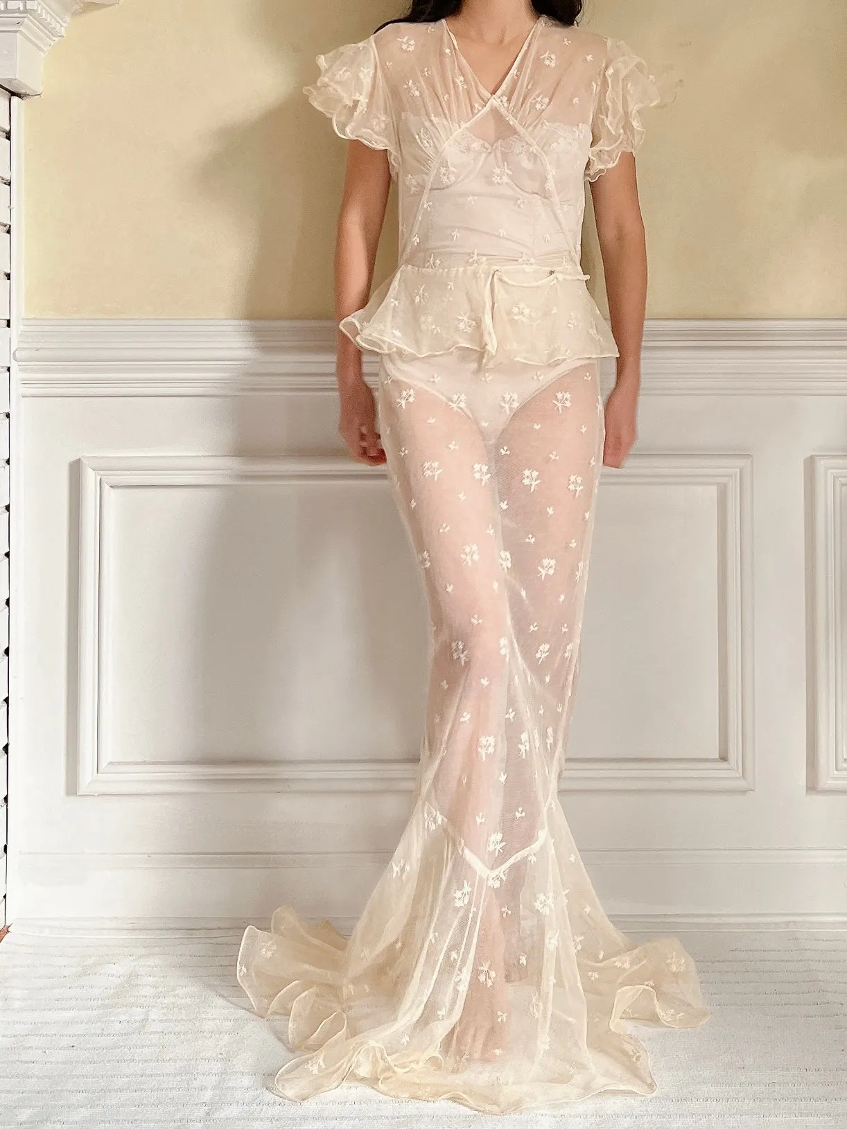 1930s Tulle Embroidered Gown - S