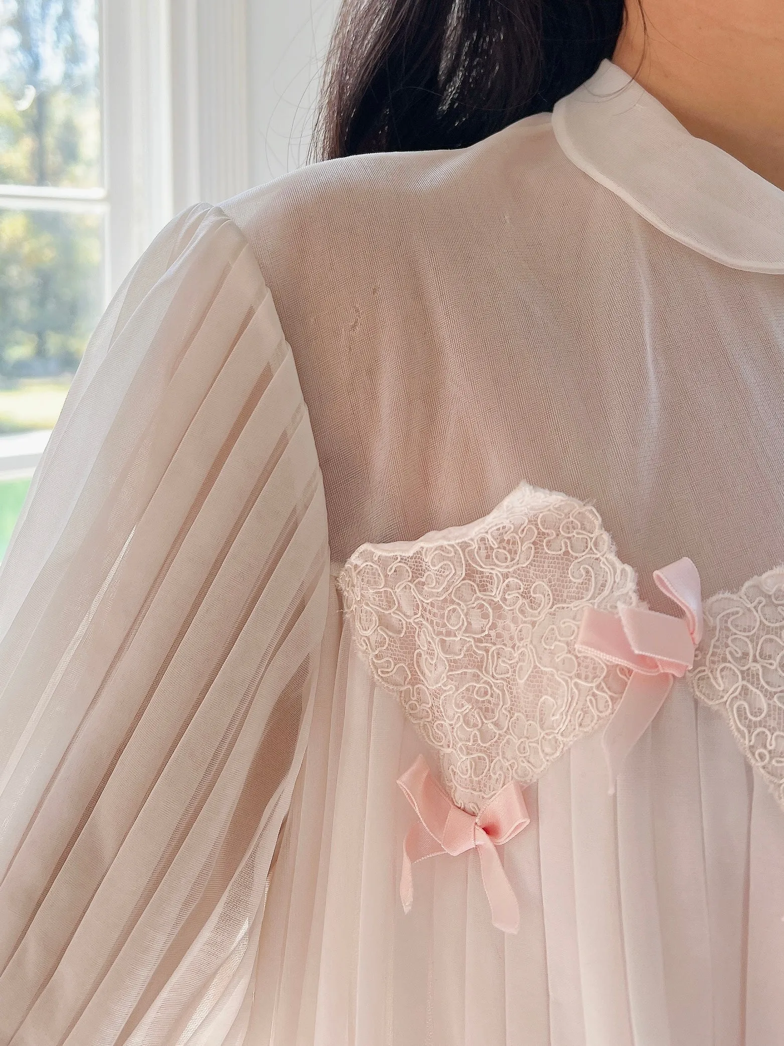 1960s Nylon Light Pink Pleated Dressing Gown - OSFM