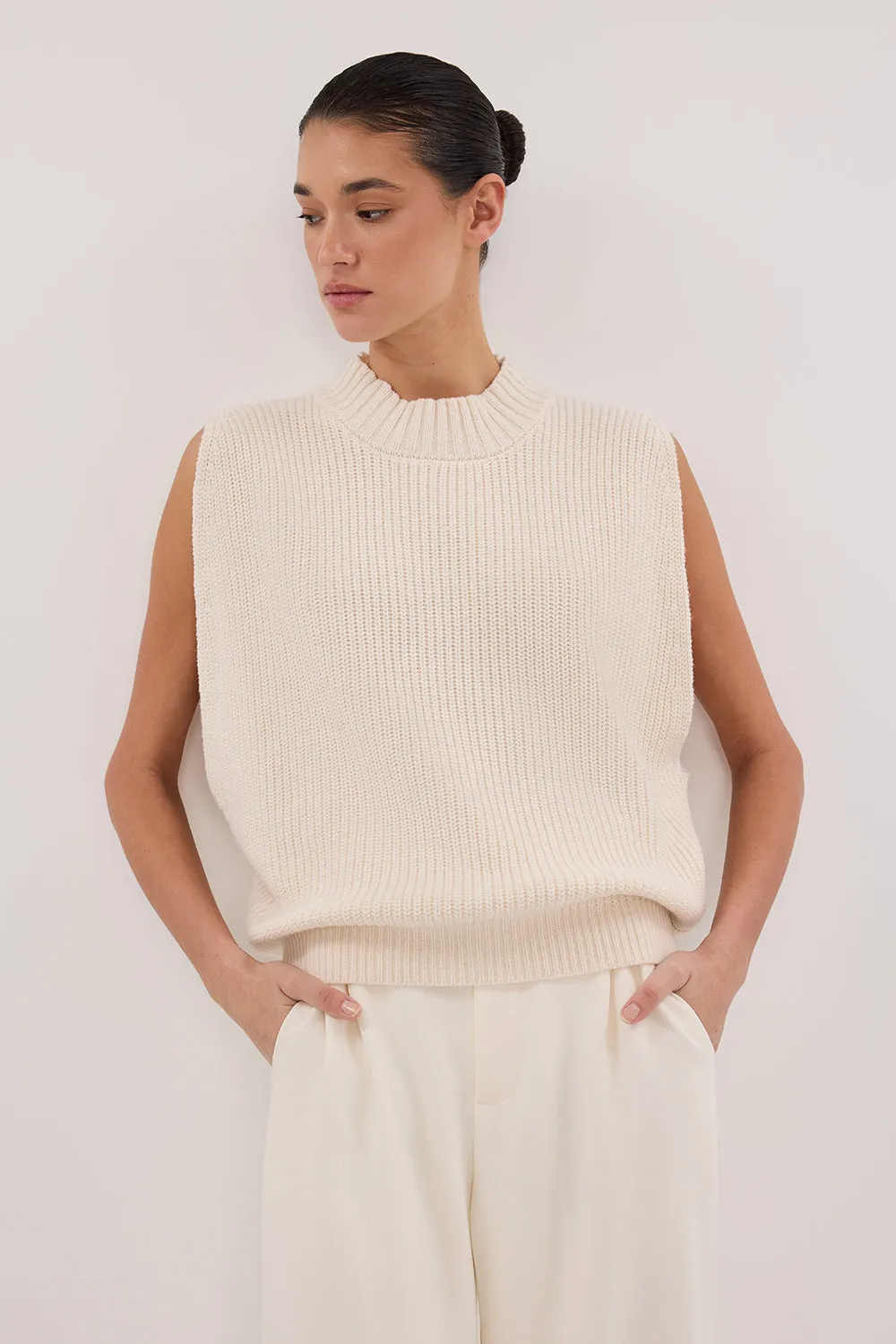 ARO CREAM KNIT TOP