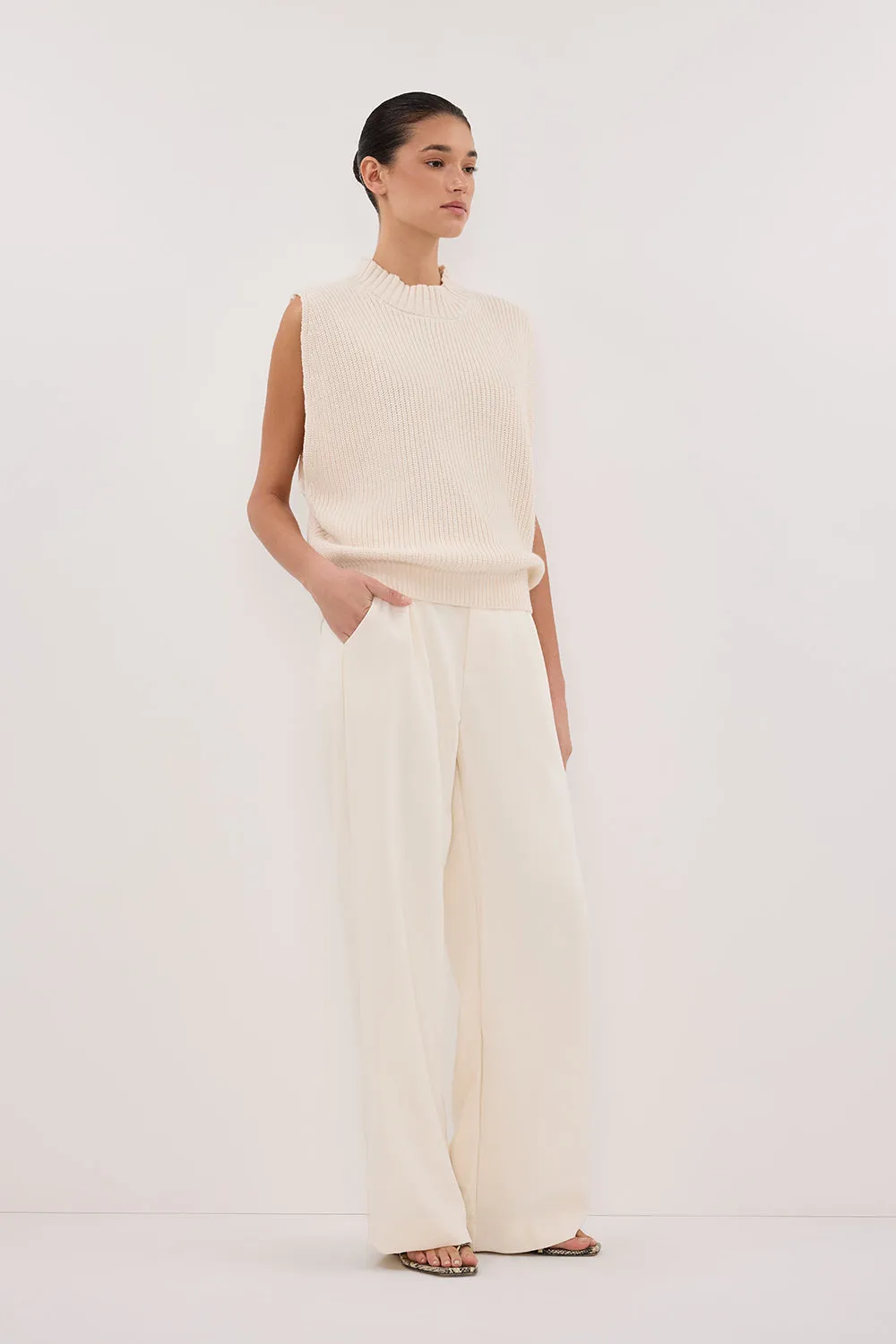 ARO CREAM KNIT TOP