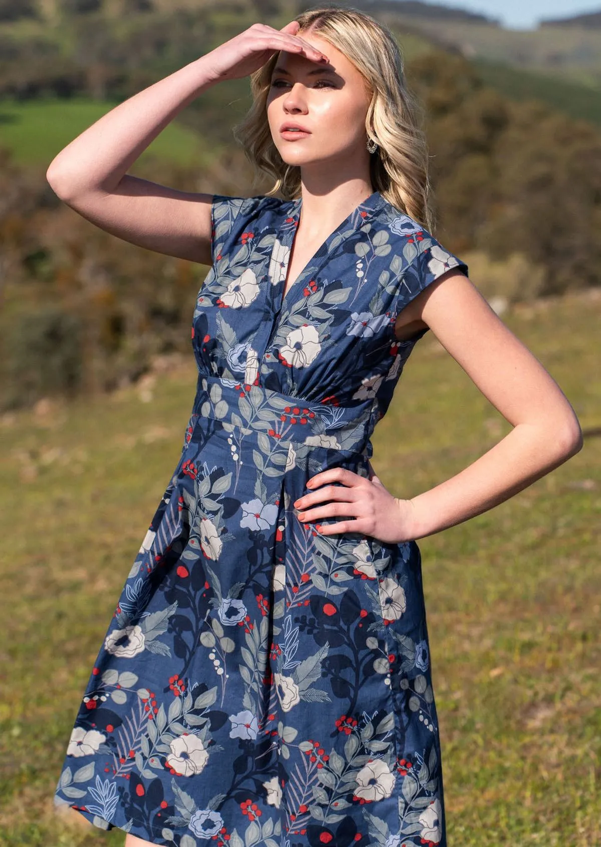 Billie Dress Gardenia