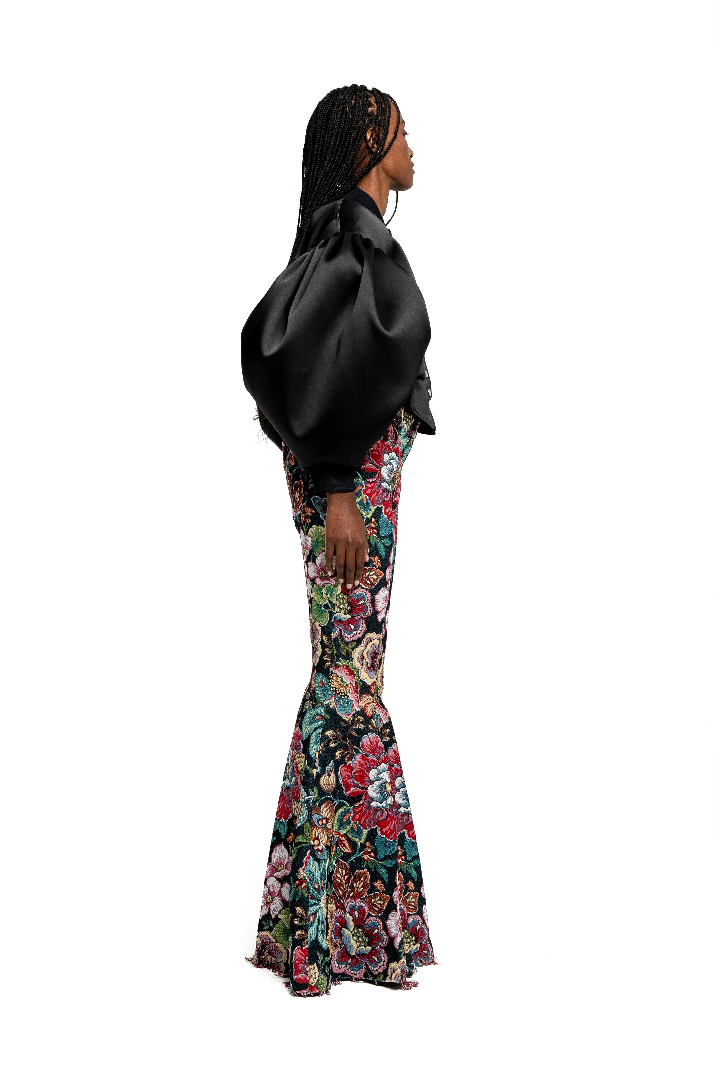 BLACK BOMBER JACKET WITH PUFF SLEEVES