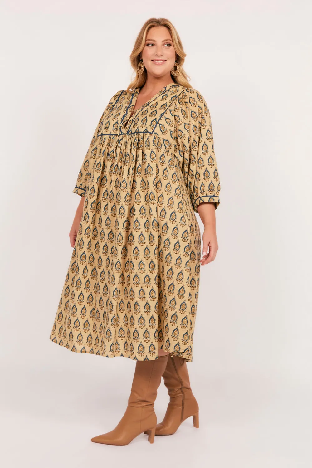 Cairo Midi Dress in Paisley Plumes