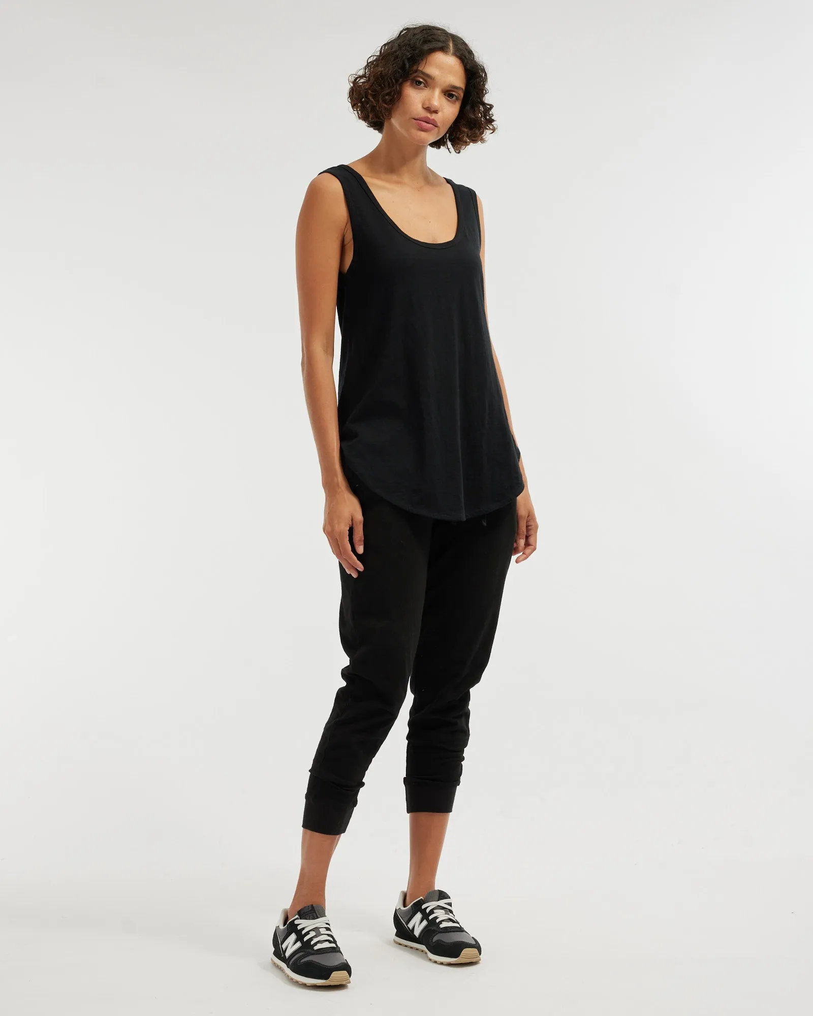 Kieran Cropped Jogger - Black