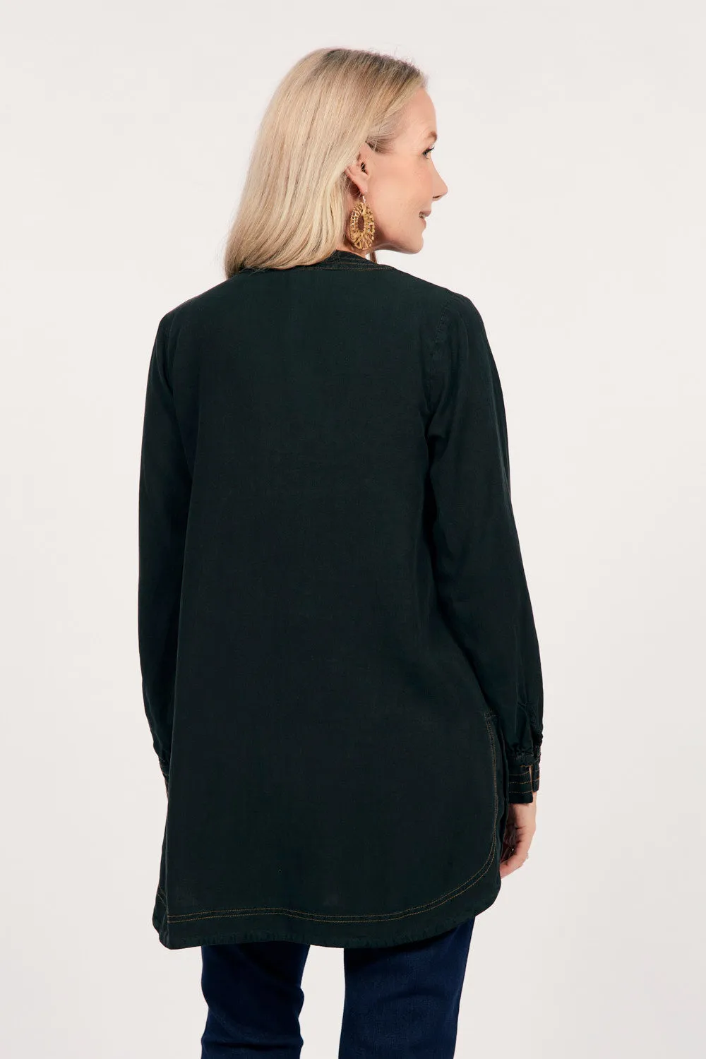 Maggie Tencel Tunic Top in Black