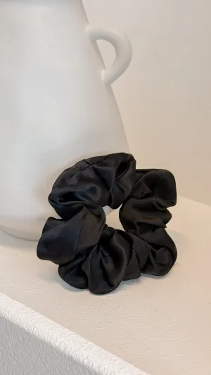 Vasiliy Silky Scrunchie - Black