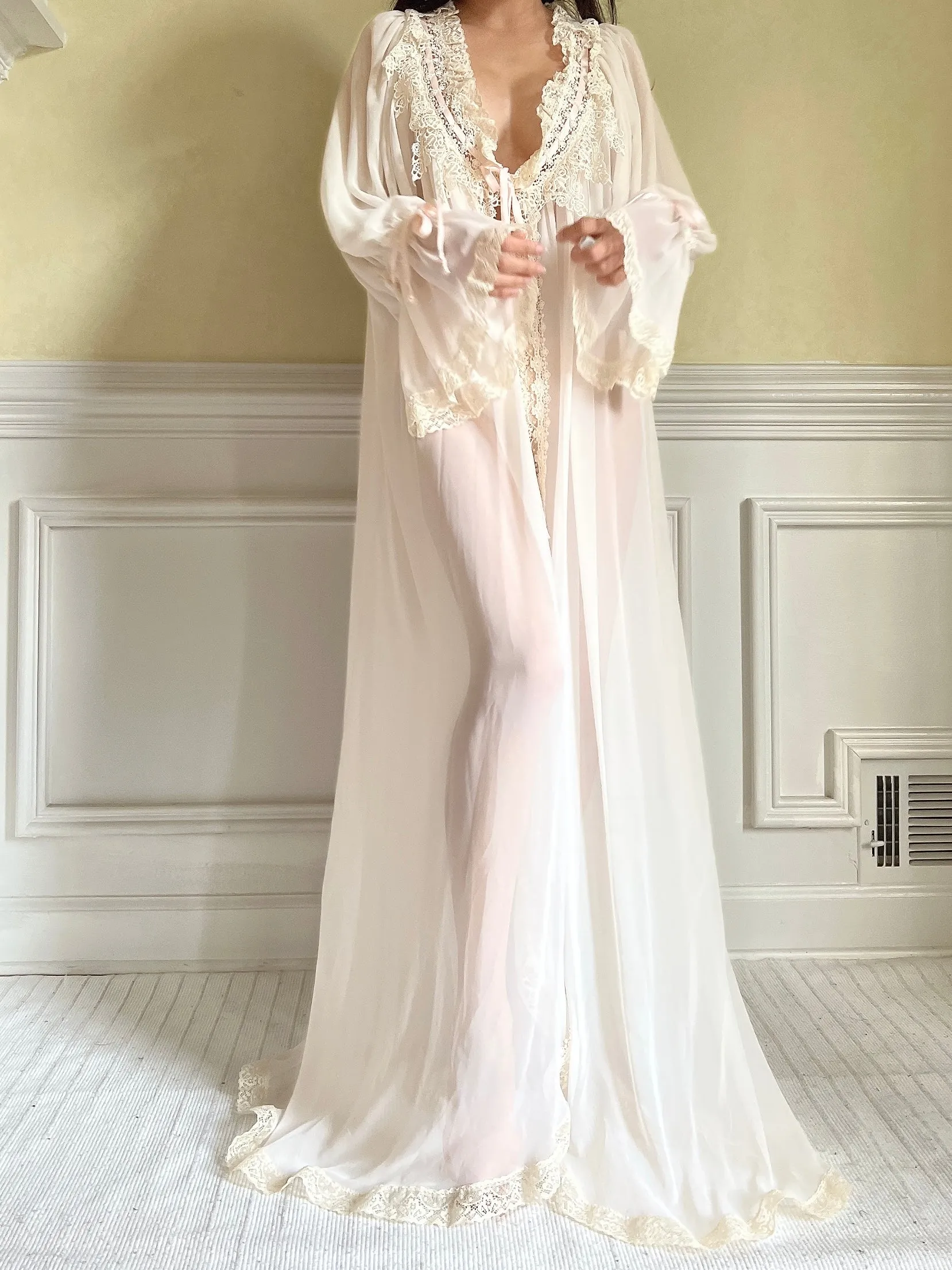 Vintage Chiffon Poet Sleeve Dressing Gown - OSFM