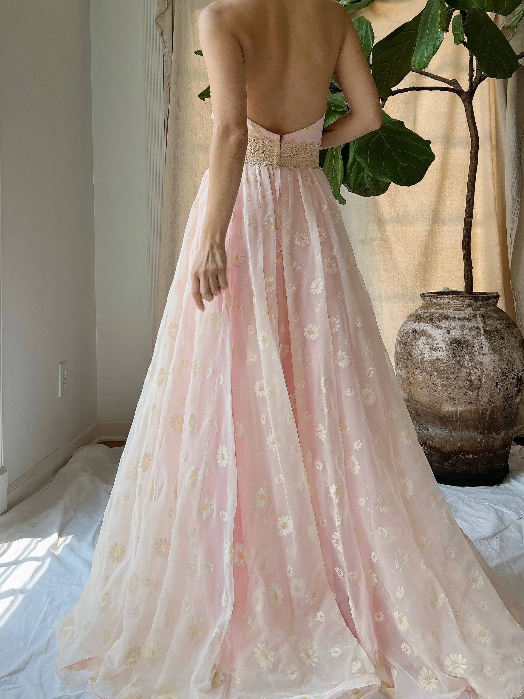 Vintage Daisy Floral Halter Gown - XS