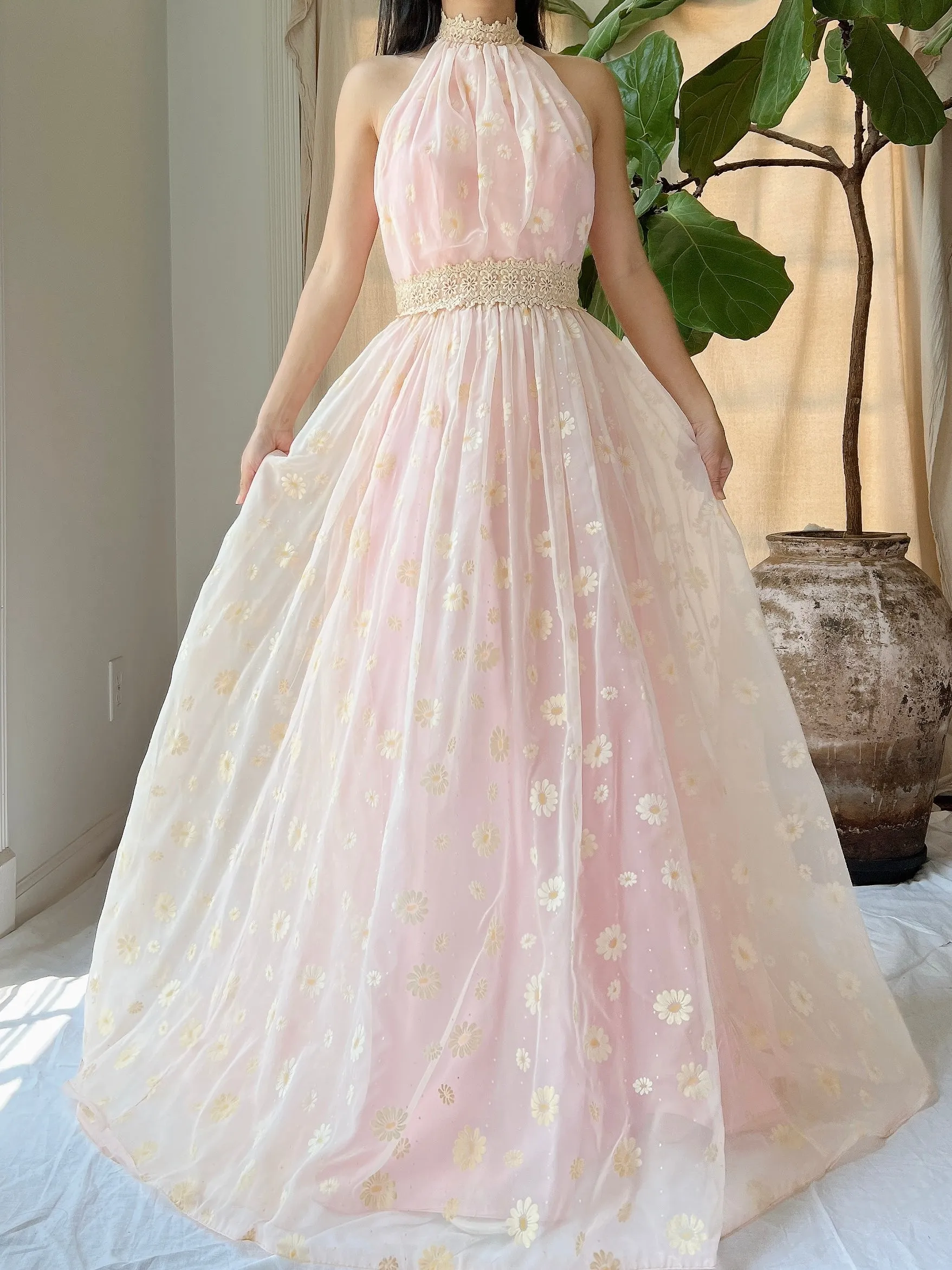 Vintage Daisy Floral Halter Gown - XS