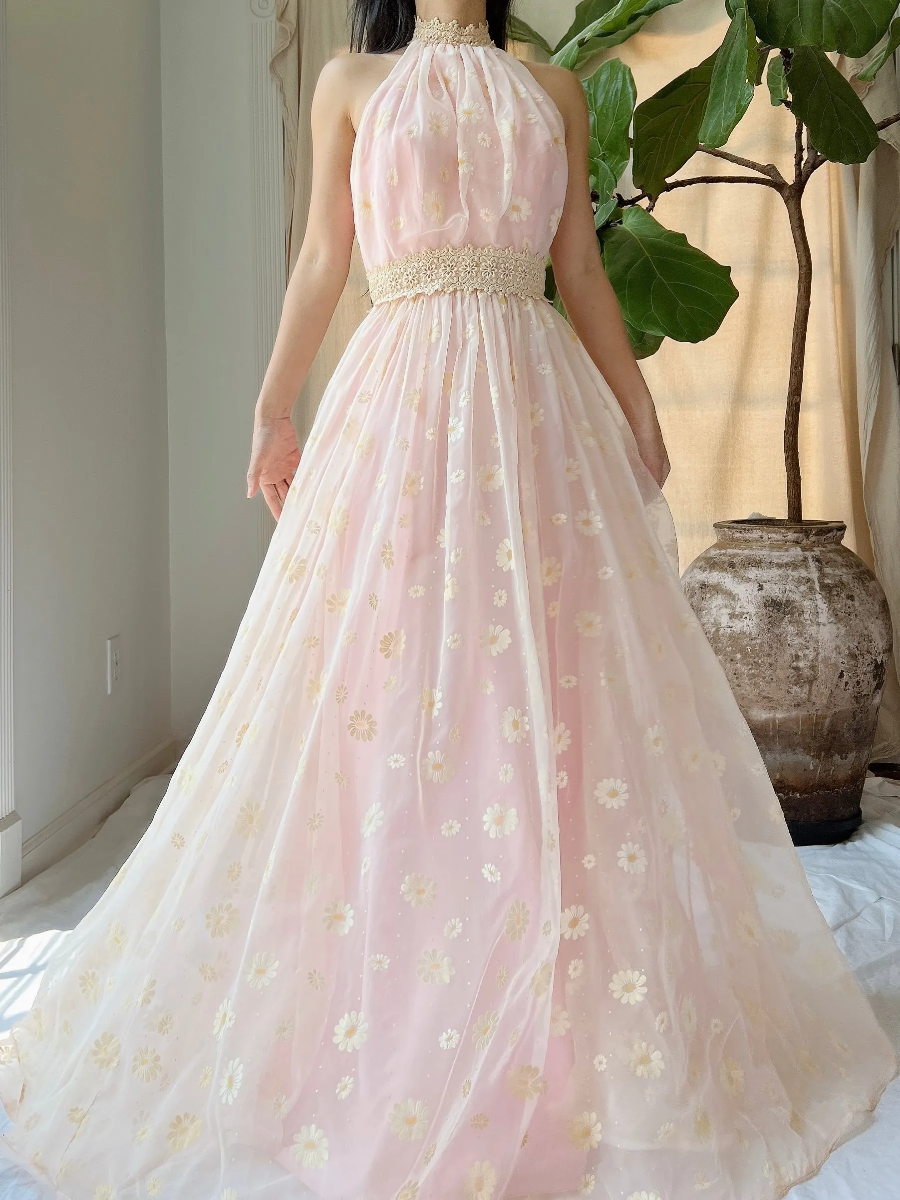 Vintage Daisy Floral Halter Gown - XS