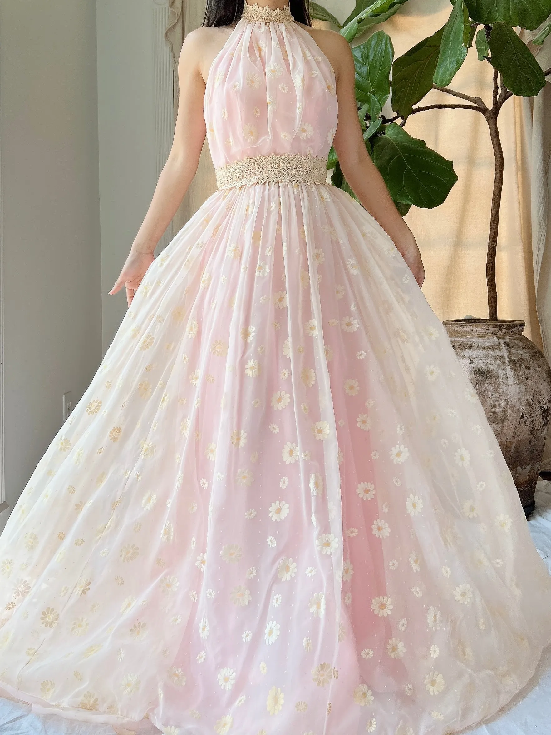 Vintage Daisy Floral Halter Gown - XS