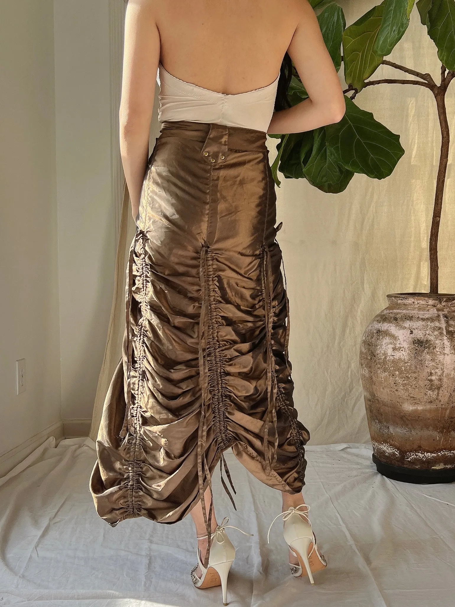 Vintage Metallic Ruche Skirt - L