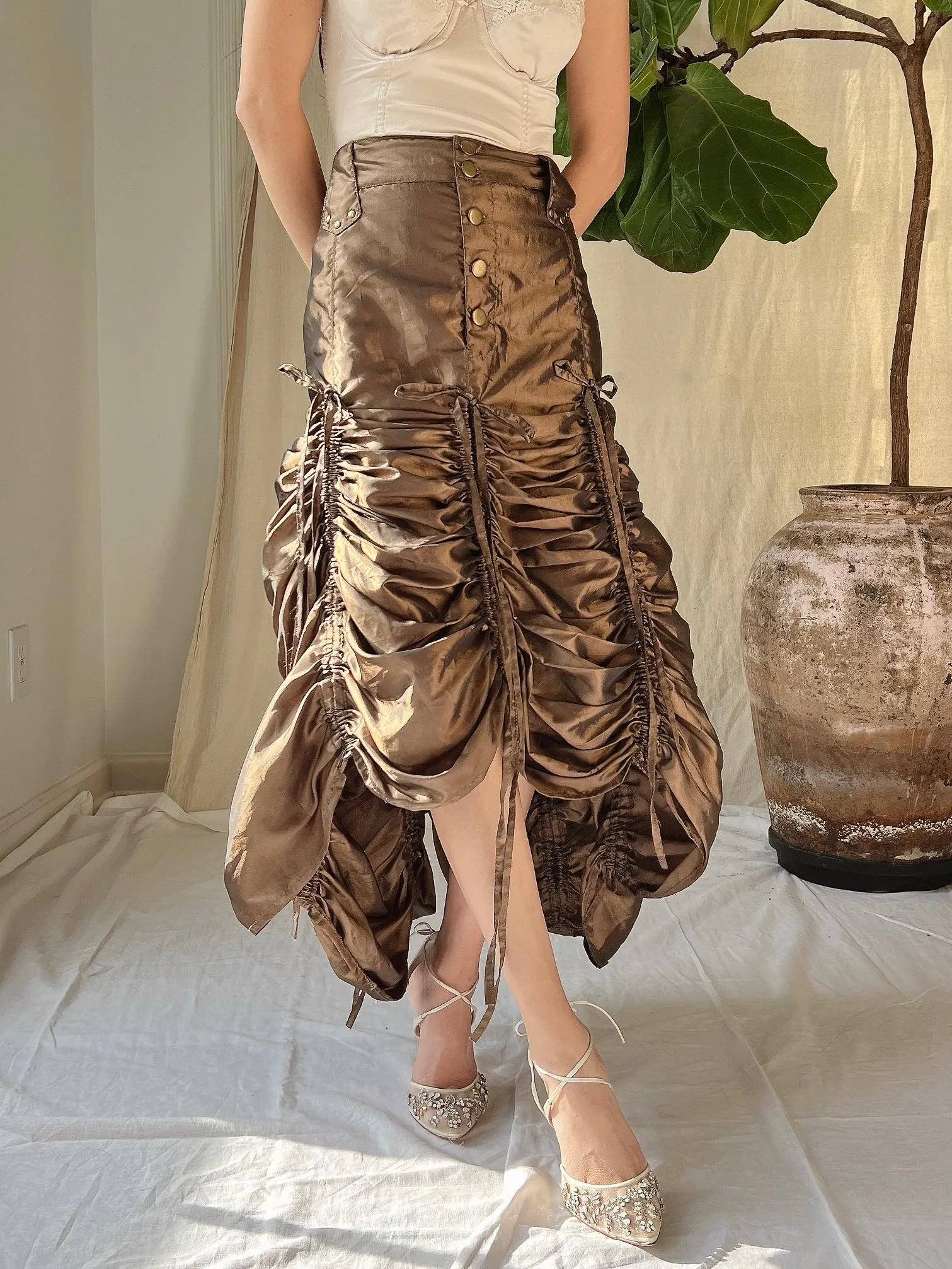 Vintage Metallic Ruche Skirt - L