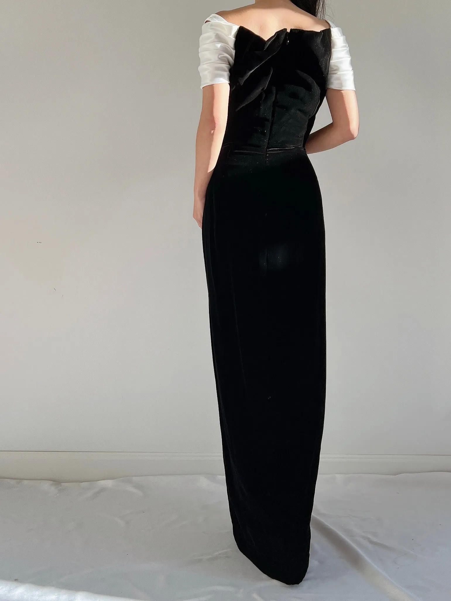 Vintage Velvet Wide Neck Gown - M