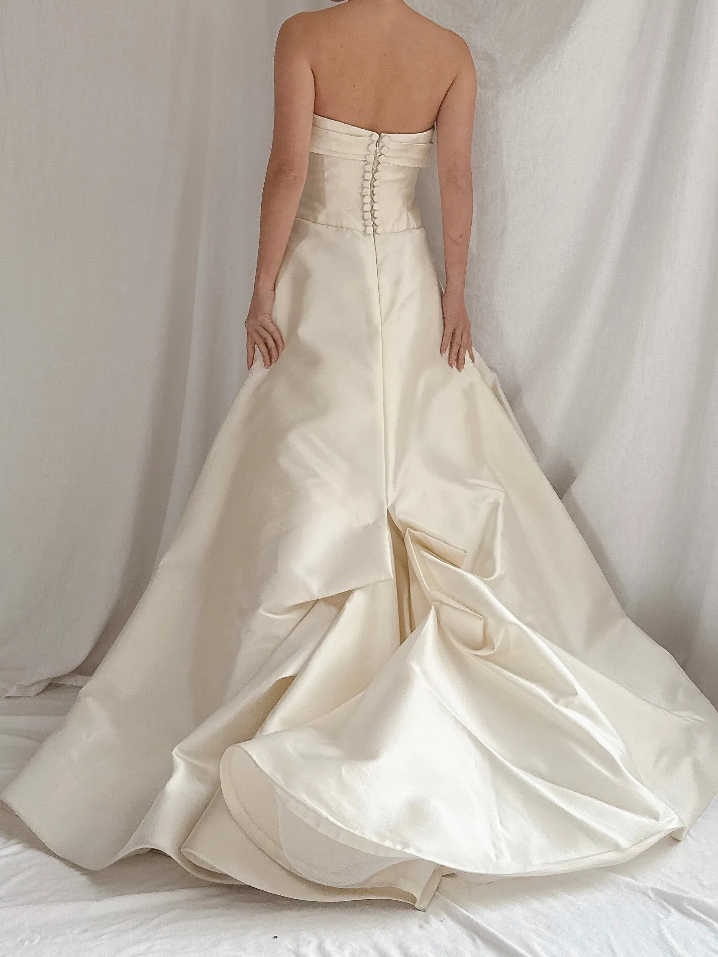 Vintage Vera Wang Silk Mikado Gown - L US 10